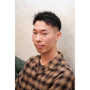 Bro Tokyo BARBERSHOP 神田店×スタイル