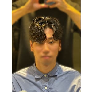 韓国ヘア ダウンパーマ 髪質改善 カルマヘア メンズ韓国ヘア