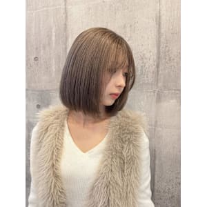 透け感 グレージュ