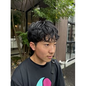 癖毛風ショート/山本凌也