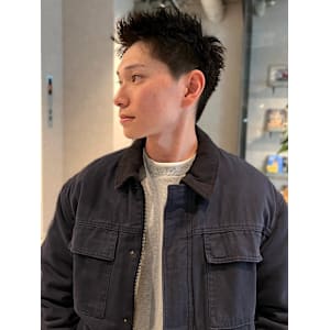 スパイキーショート　メンズショート　アップバング　眉カット