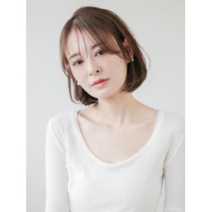 シースルー耳掛けボブ