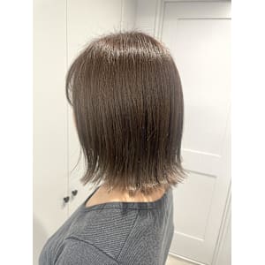 【ベージュカラー】