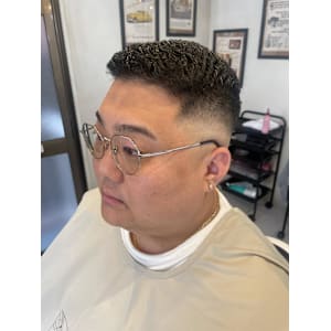 【30代 男性】ロンドンフェードパンチ（大宮/バーバー）