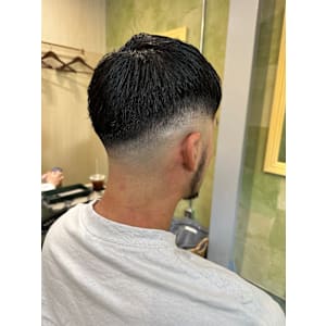 【メンズスタイル】フェードスタイル