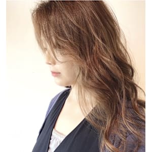 フェイスフレーミング×ロングローレイヤー