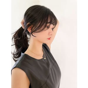 《Xena ria》毛流れで印象を変える◎韓国風後れ毛