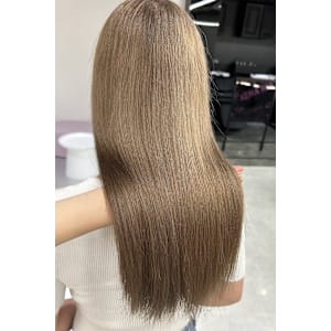 《Xena ria》ブリーチ1回◎ミルクティーベージュ♪　