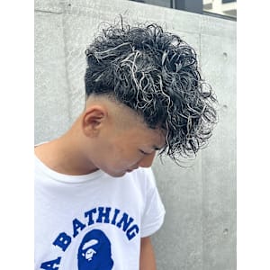 波巻き ツイストスパイラルパーマ メッシュ スペインカール