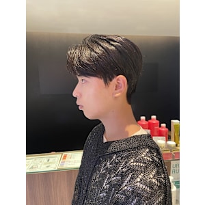 韓国俳優 チャ・ウヌ ソンガン ダウンパーマ シースルーマッ