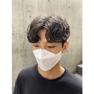 韓国風カルマパーマ 韓国スタイル メンズカット 原宿 表参道