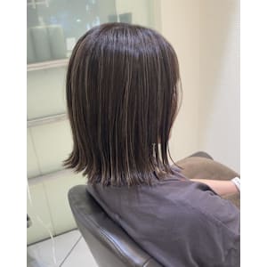 細めハイライトボブ