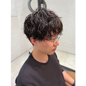 メンズのナチュラルなふわくしゅツイストパーマ