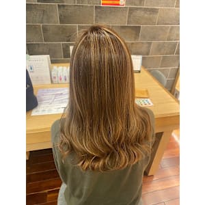 ロング×ハイライトカラー