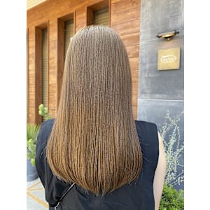 アッシュブラウン