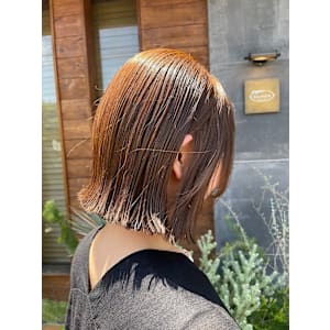 切りっぱなしボブ