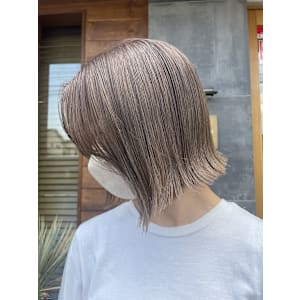 切りっぱなしボブ