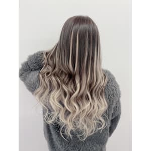 グレージュバレイヤージュ