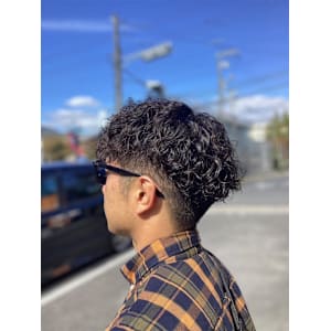 スパイラルパーマ／スパイラル／特殊パーマ／メンズパーマ