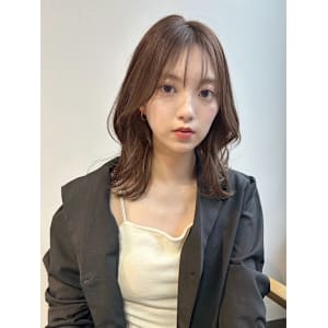 韓国風/ミディアム/顔周りカット/くびれヘア/透明感カラー