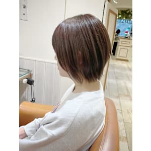 【Ｎｅｏｌｉｖｅｋｕｔａ町田店】レイヤーボブ