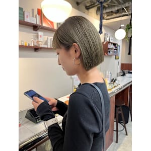 【Look at】オリーブカラー