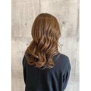 オレンジベージュ