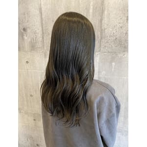 オリーブグレージュ