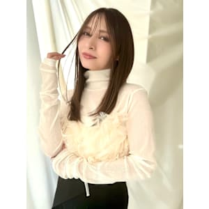 柔らかい質感の髪質改善ストレート