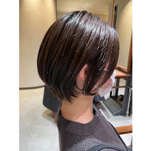 ツヤ髪ショート