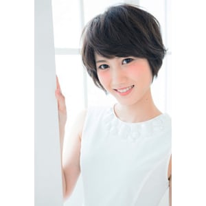 ナチュラル小顔ショート