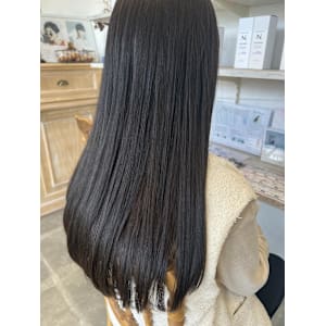 秋のくすみブラウンカラー