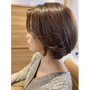 ミディアムボブ