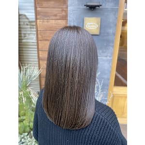 アッシュブラウン