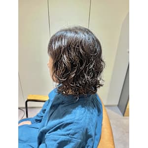 ウェーブパーマ - 半個室型美容室 Sourire 伊都店【ハンコシツガタビヨウシツスーリールイトテン】掲載中
