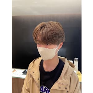 韓国ヘア ミルクティーベージュ シースルーマッシュ ブリーチ