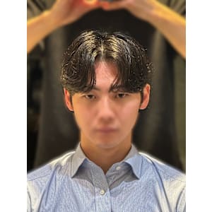 韓国風カルマパーマ 韓国スタイル メンズカット 原宿 表参道