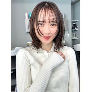 くびれヘアレイヤーカット前髪20代30代渋谷ミディアムヘア