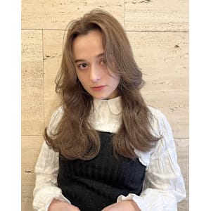 20代30代ガーリーレイヤースタイルニュアンスカラー