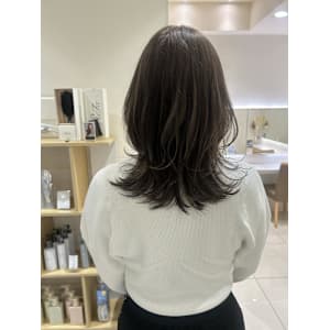 ミディアムレイヤー/柔らかベージュ
