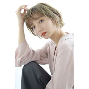 小顔ボブルフ×くすみベージュ20代30代40代