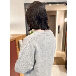 ダークグレージュ　レイヤーカット　ウルフヘア　20代30代