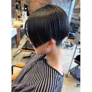 骨格補正カット/刈り上げ女子/美シルエット