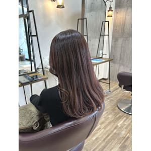 ピンクブラウン