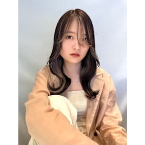 【天神】韓国風レイヤー/ヨシンモリ/インナーカラー/ベージュ