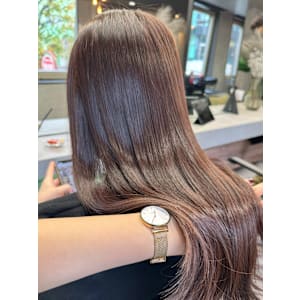 ピンクベージュ　艶髪　トリートメント