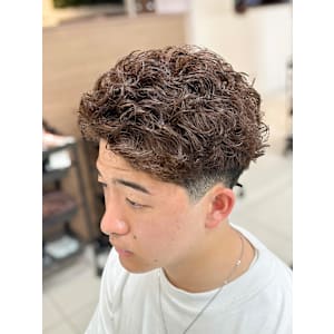 宮城リョータ風オールバックスパイラルパーマ