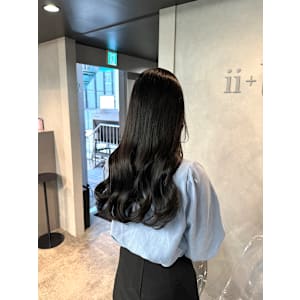 地毛風カラー　巻き髪　艶髪