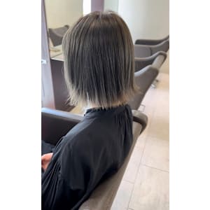 [広瀬通駅/イルミナカラー/縮毛矯正/ケラスターゼ]