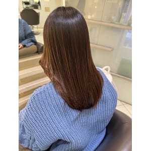 □酸性縮毛矯正で作る艶髪